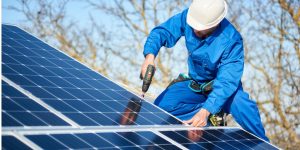 Installation Maintenance Panneaux Solaires Photovoltaïques à Vif